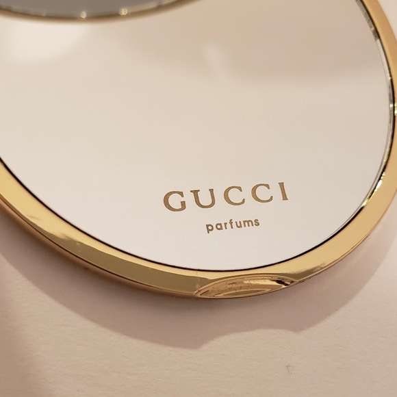Gucci compact mirror - Picture 4 of 8